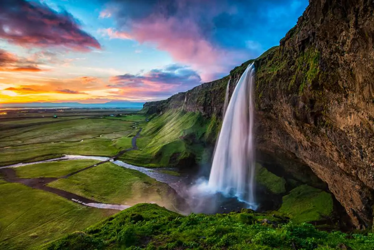 Day 3: South Iceland (Glaciers & Waterfalls)