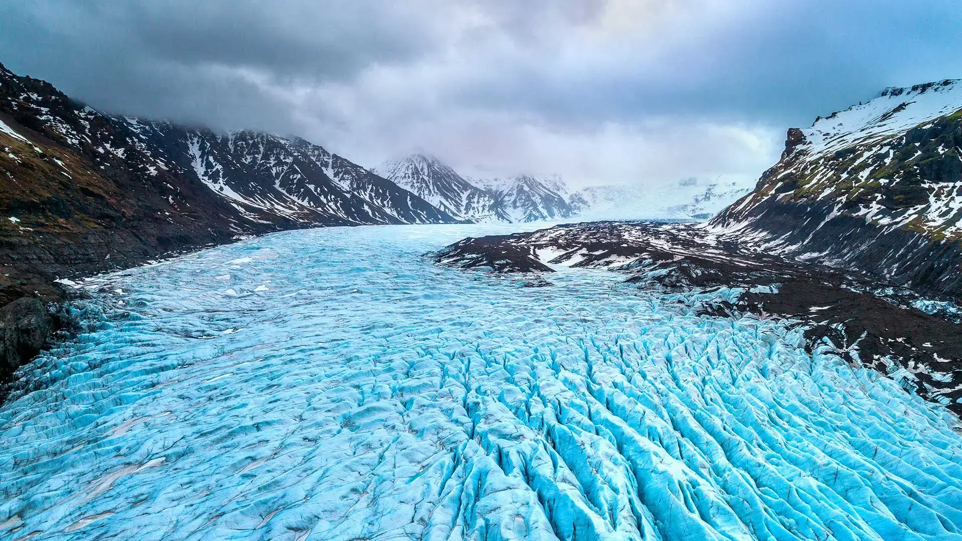 Day 6: Vatnajökull National Park & Glacier including Glacial Lagoon and Diamond Beach